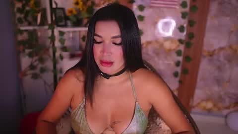 Snapshot of zoey_fox_ chatting on 07-11-26, 12:24 zoey fox online show from 07-11-26, 12:24