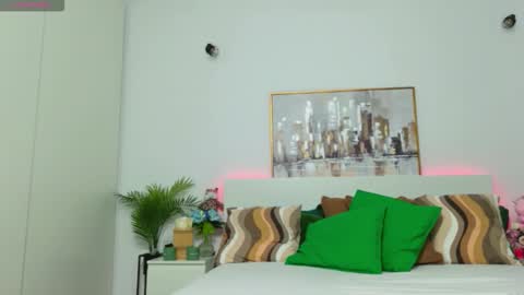 Snapshot of zoey_marye chatting on 03-04-26, 01:50 Zoey online show from 03-04-26, 01:50