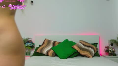 Snapshot of zoey_marye chatting on 04-01-26, 01:41 Zoey online show from 04-01-26, 01:41