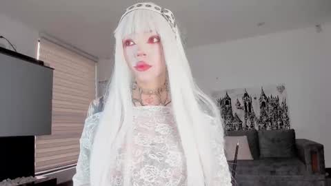 SOPHIE    online show from 03-13-26, 10:49