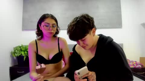 Nick And Mia online show from 07-11-26, 02:20