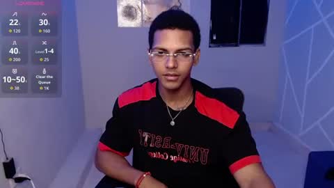 Snapshot of zoriel_derox chatting on 07-12-26, 01:07 Zoriel online show from 07-12-26, 01:07