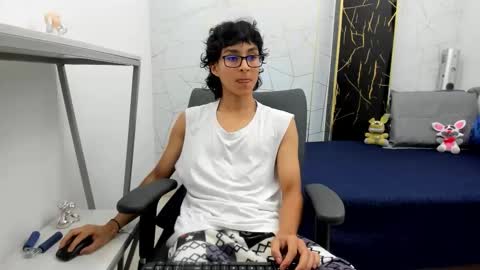     online show from 10-23-25, 07:45