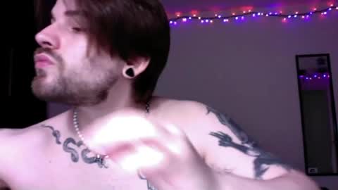 zorvello_83 online show from 06-10-26, 07:13