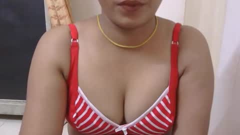 Snapshot of zoya_4u chatting on 05-08-26, 08:08 Zoya online show from 05-08-26, 08:08