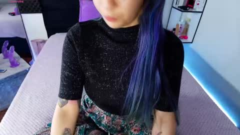 Snapshot of zpzphot chatting on 04-19-26, 12:11 zpzphot online show from 04-19-26, 12:11