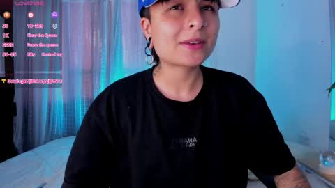 Snapshot of zuryramirez_ chatting on 04-25-26, 08:50 Zury Ramirez online show from 04-25-26, 08:50