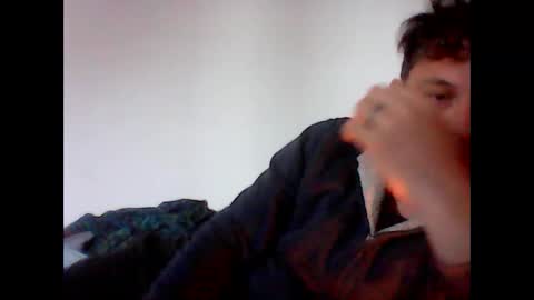 Snapshot of zyonart chatting on 03-01-26, 09:00 Artnoyz Shower online show from 03-01-26, 09:00