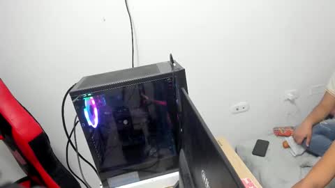 zyra_vox online show from 11-18-25, 02:43