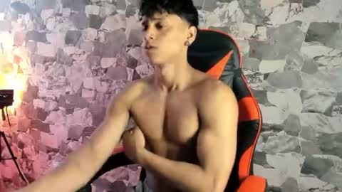 Snapshot of zyzz_1812 chatting on 06-29-26, 03:45 zyzz_1812 online show from 06-29-26, 03:45