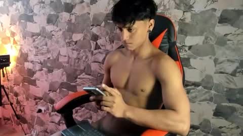 Snapshot of zyzz_1812 chatting on 07-02-26, 05:19 zyzz_1812 online show from 07-02-26, 05:19