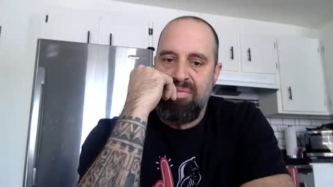 Snapshot of zzman9 chatting on 01-05-25, 03:34 ZZMan online show from 01-05-25, 03:34