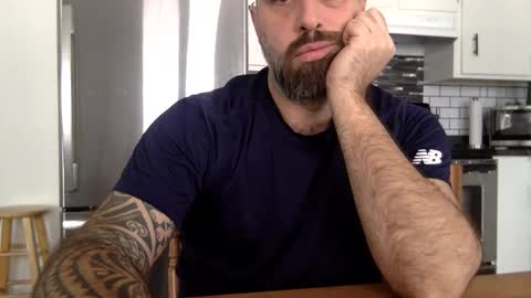 Snapshot of zzman9 chatting on 01-17-25, 04:15 ZZMan online show from 01-17-25, 04:15