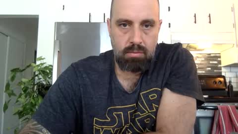 Snapshot of zzman9 chatting on 02-14-25, 01:51 ZZMan online show from 02-14-25, 01:51