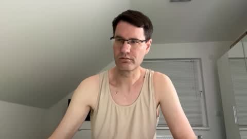 Snapshot of zzz123_cam chatting on 02-19-26, 10:17 zzz123_cam online show from 02-19-26, 10:17