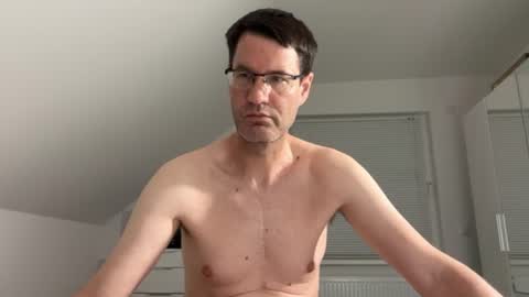 Snapshot of zzz123_cam chatting on 06-28-26, 03:07 zzz123_cam online show from 06-28-26, 03:07
