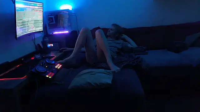 davidgntxxxxx online show from 04-12-26, 10:37