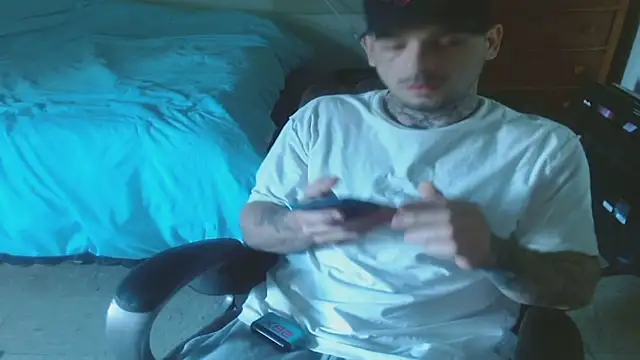 Snapshot of DADDY_KANE8--- chatting on 06-16-26, 01:36 DADDY KANE8--- online show from 06-16-26, 01:36