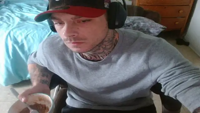 Snapshot of DADDY_KANE8--- chatting on 07-12-26, 04:20 DADDY KANE8--- online show from 07-12-26, 04:20