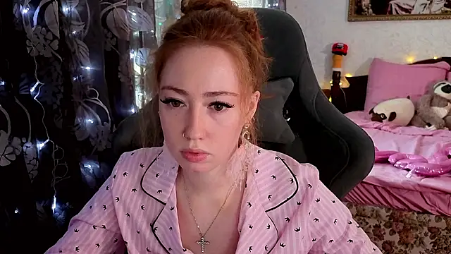 TinaBrook online show from 02-13-26, 05:36