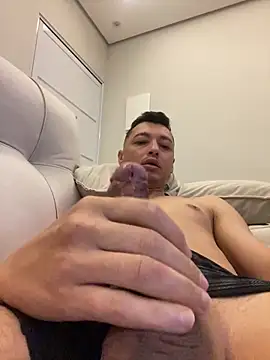 alexsandropllt online show from 04-26-26, 09:29