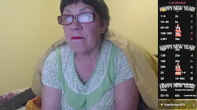Snapshot of Sandra_Carina chatting on 04-17-26, 10:24 Sandra Carina online show from 04-17-26, 10:24