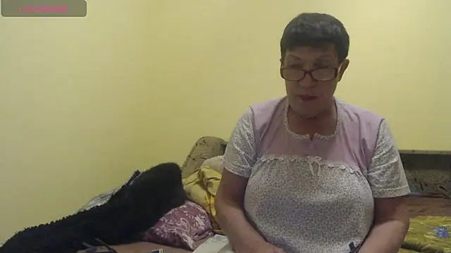 Snapshot of Sandra_Carina chatting on 04-28-26, 08:36 Sandra Carina online show from 04-28-26, 08:36