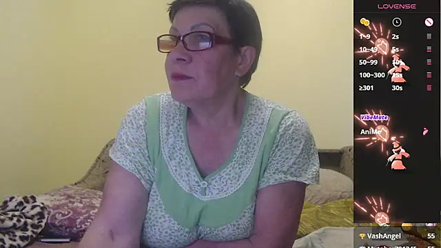 Snapshot of Sandra_Carina chatting on 05-15-26, 03:35 Sandra Carina online show from 05-15-26, 03:35