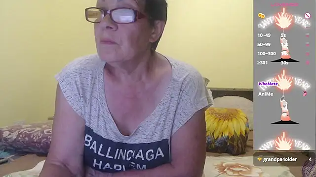 Snapshot of Sandra_Carina chatting on 05-29-26, 08:51 Sandra Carina online show from 05-29-26, 08:51