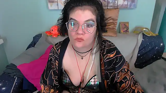 EverlyRays online show from 11-11-25, 02:06