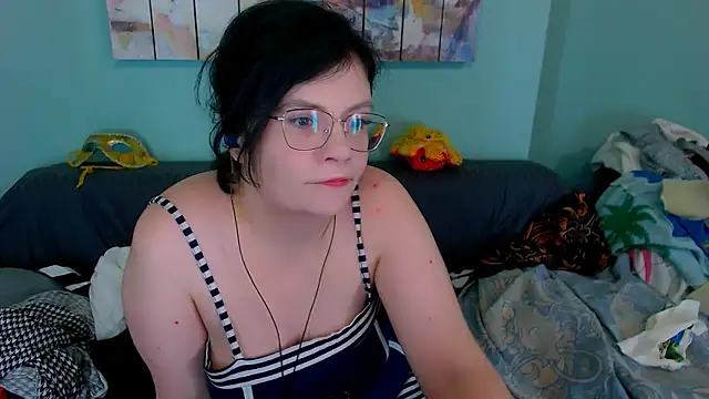 EverlyRays online show from 04-12-26, 10:26