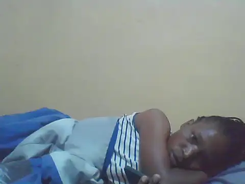 Smillie prety online show from 11-17-25, 03:45