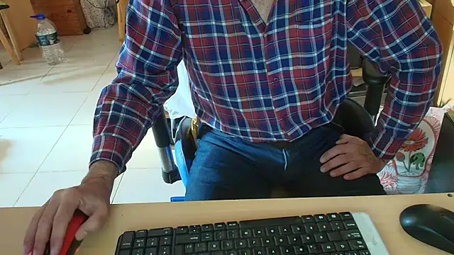 angelgarcia269 online show from 06-03-26, 12:08