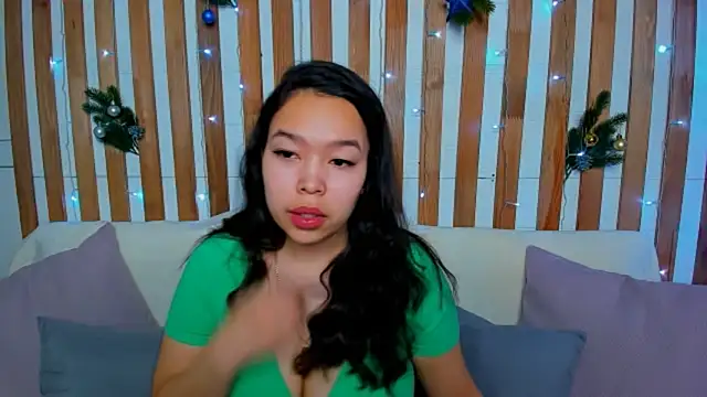 Snapshot of Kris_top_Lee chatting on 12-08-24, 01:46 Kris top Lee online show from 12-08-24, 01:46