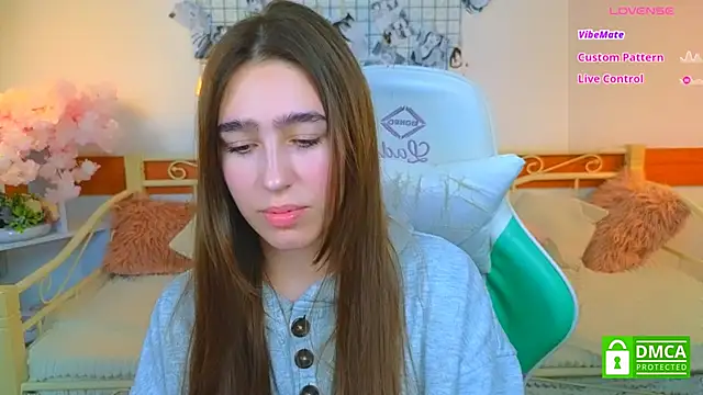  Eliizabeth  online show from 03-30-26, 10:33