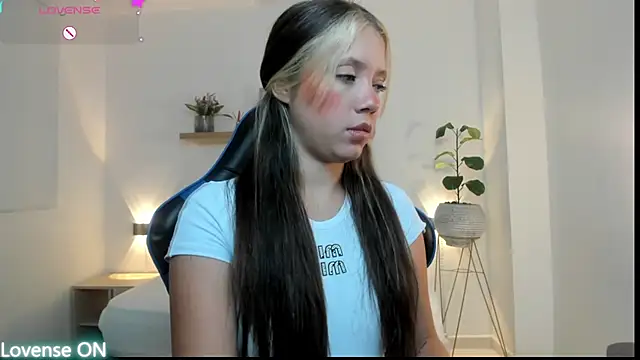 nataly rodri online show from 05-15-26, 02:18