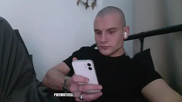 ETHAN MOORE online show from 02-05-26, 06:34