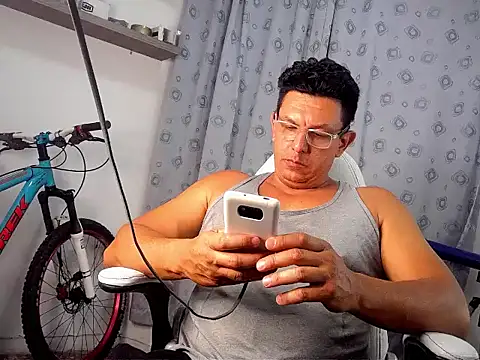 pedropicapi online show from 10-01-25, 01:55