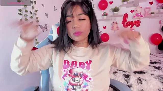 Emily restrepo online show from 02-15-25, 05:19