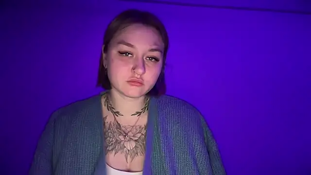 Snapshot of Isabel-Bailey chatting on 10-24-25, 09:11 Isabel-Bailey online show from 10-24-25, 09:11