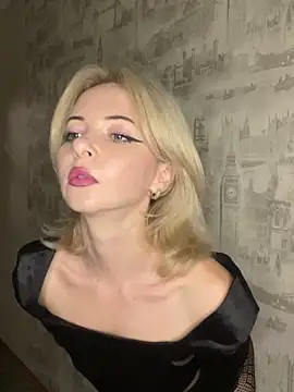 Kristina03 online show from 04-16-26, 08:31