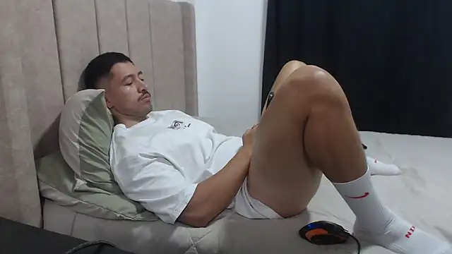 Snapshot of darekgates chatting on 03-20-26, 02:33 darekgates online show from 03-20-26, 02:33