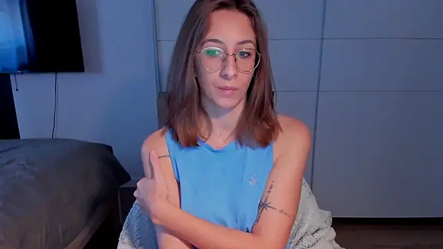 DesireMore90 online show from 02-26-26, 09:41