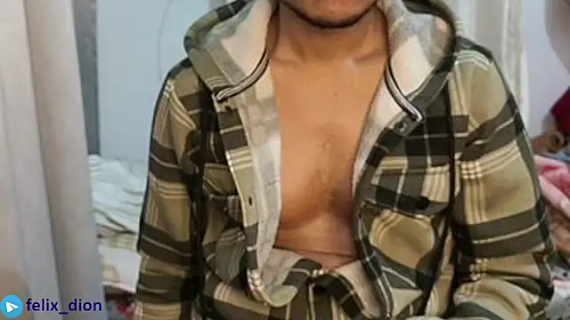 Snapshot of felix_dion chatting on 02-06-26, 06:11 felix dion online show from 02-06-26, 06:11