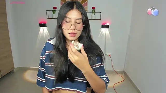 emily villamil online show from 03-19-26, 09:41