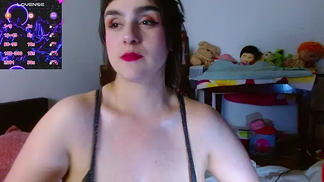 Snapshot of collette_beaufoy_ chatting on 06-29-26, 11:49 collette beaufoy online show from 06-29-26, 11:49