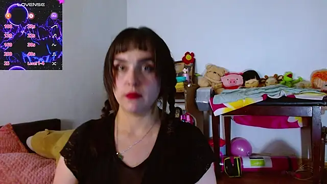 Snapshot of collette_beaufoy_ chatting on 07-12-26, 10:45 collette beaufoy online show from 07-12-26, 10:45