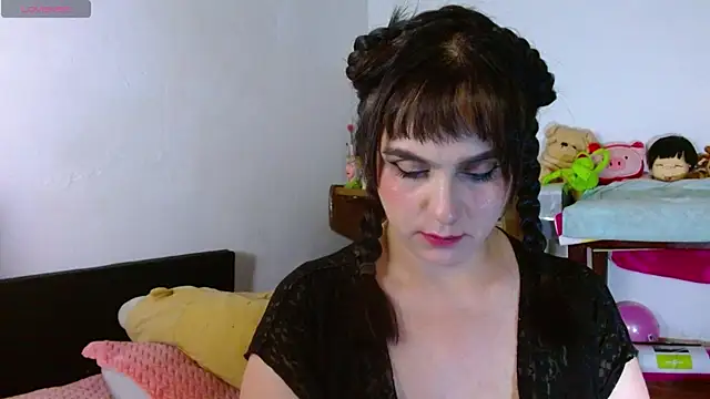 Snapshot of collette_beaufoy_ chatting on 07-19-26, 09:51 collette beaufoy online show from 07-19-26, 09:51