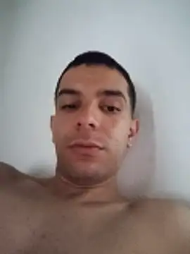 Snapshot of dreiico chatting on 05-21-26, 12:23 dreiico online show from 05-21-26, 12:23
