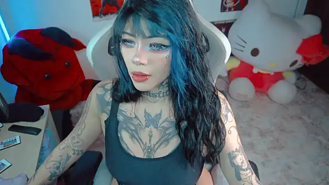 Deadly Doll online show from 06-17-26, 10:10
